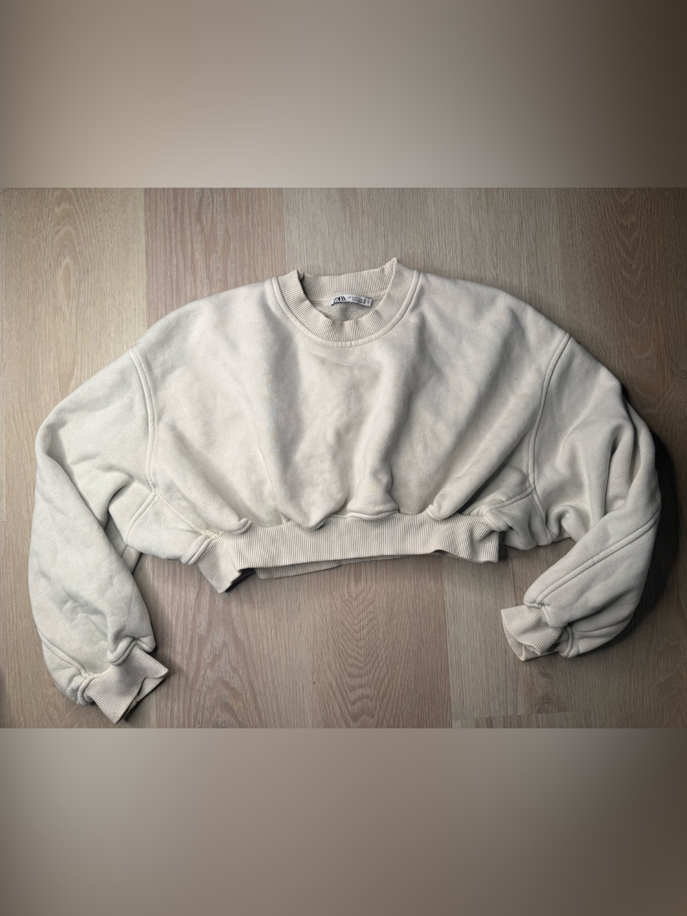 Zara Cropped Crewneck Sweatshirt - Cream/Grey Size Small